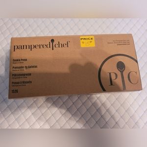 Pampered chef cookie press